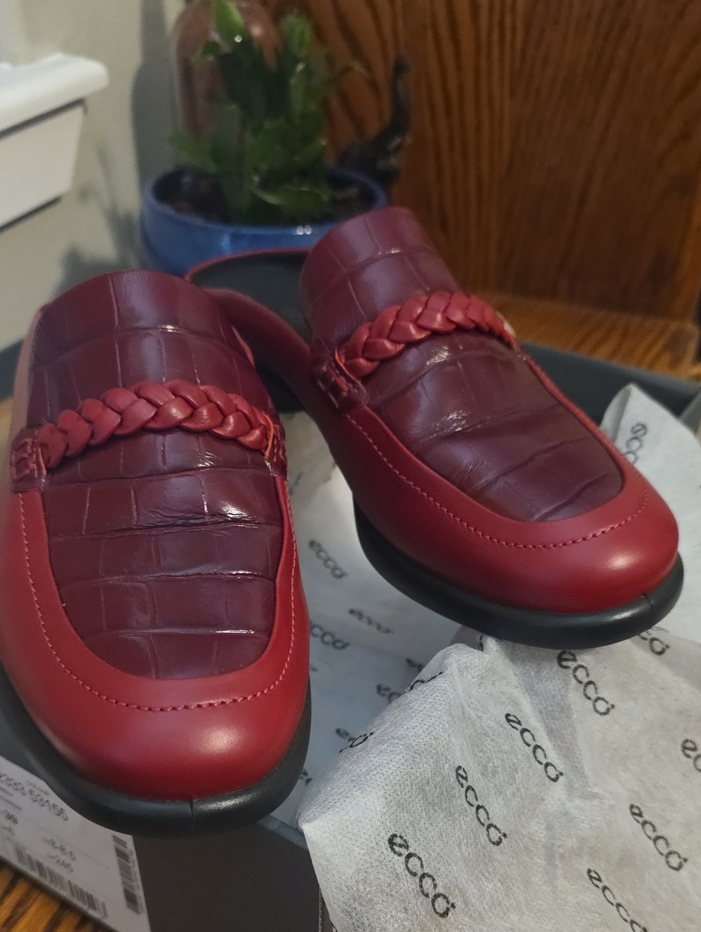ECCO Red Mules US 8-8.5 Like New
